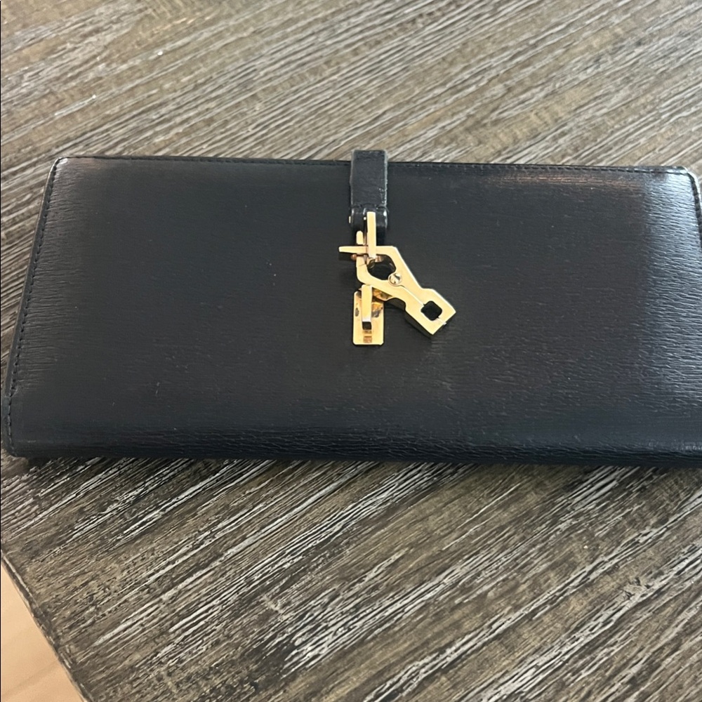 RARE AUTHENTIC Gucci Black Leather Wallet with Gold Lock Charm